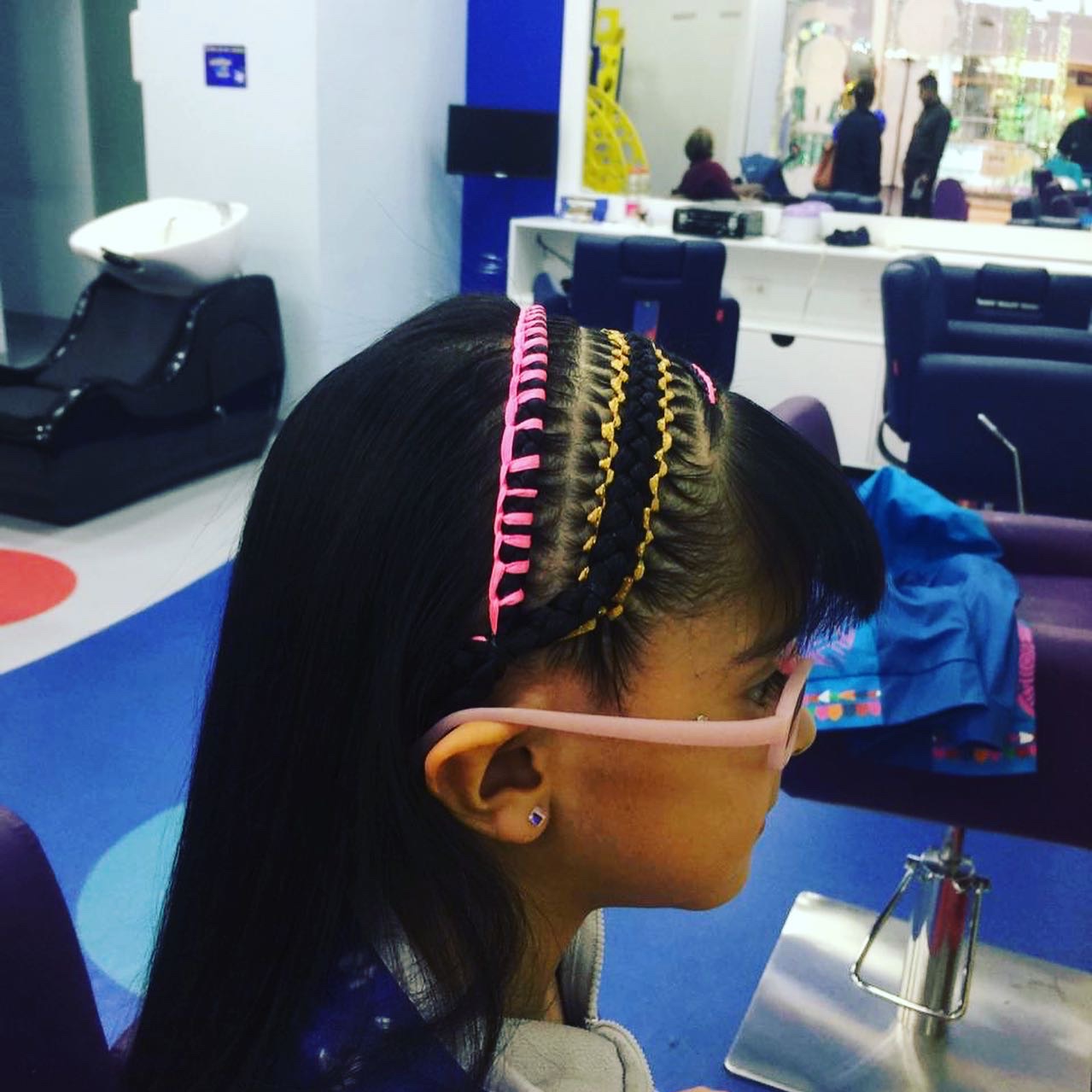 Peinado moño con trenza corona